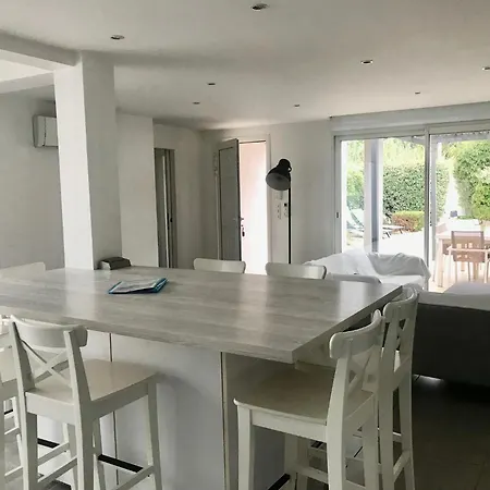 Le Gabanon Piscine Et 1ere Etang فيلة