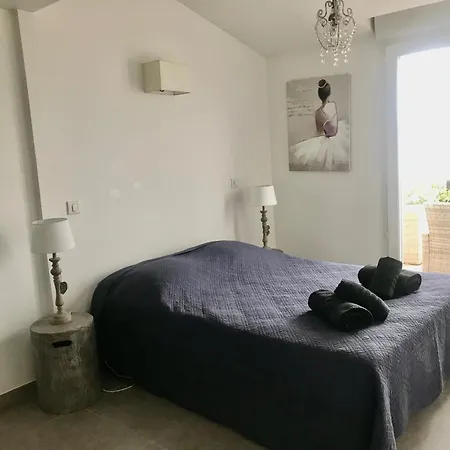 Villa Le Gabanon Piscine Et 1ere Etang *